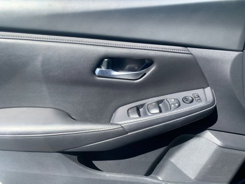 Used 2024 Nissan Sentra SV image 20