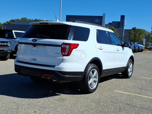 Used 2018 Ford Explorer XLT w/ Equipment Group 202A image 7