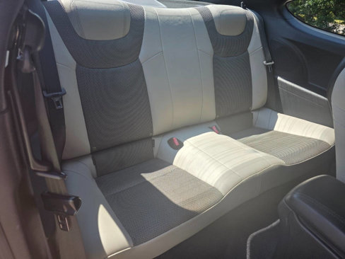 Used 2013 Hyundai Genesis 2.0T image 32