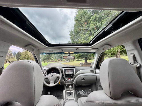 Used 2010 Subaru Forester 2.5X Limited image 19