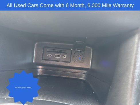 Used 2021 Chevrolet Equinox LT image 22
