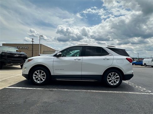 Used 2018 Chevrolet Equinox LT w/ Sun & Infotainment Package image 4