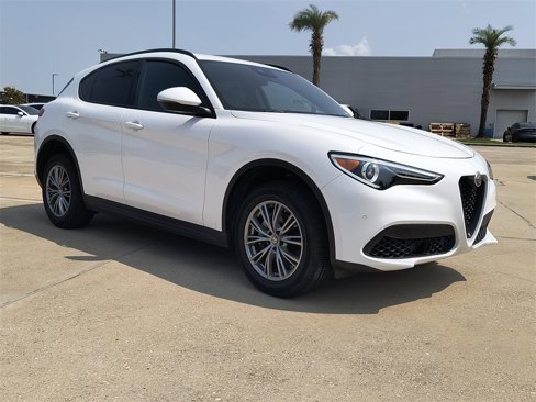 Used 2022 Alfa Romeo Stelvio Sprint image 16