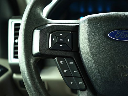 Used 2016 Ford F150 XLT image 22