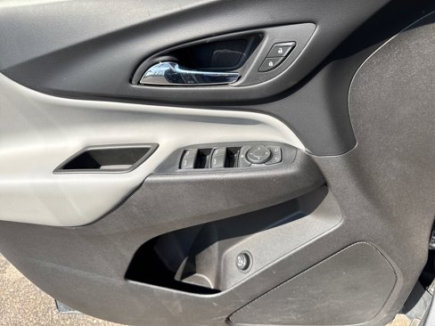Used 2019 Chevrolet Equinox LT image 15