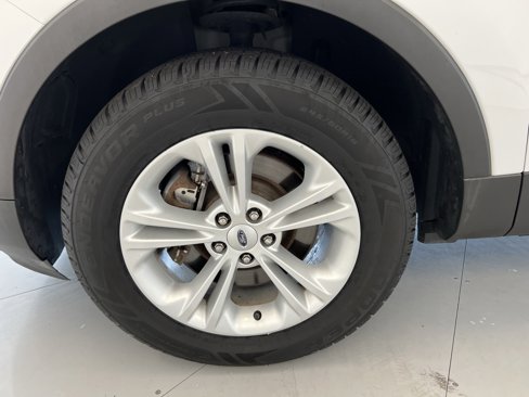Used 2017 Ford Explorer XLT image 43