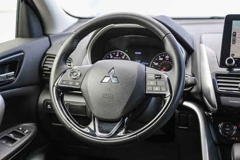 Used 2024 Mitsubishi Eclipse Cross SE image 16