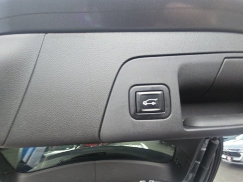Used 2022 Buick Envision Essence w/ Technology Package I image 29