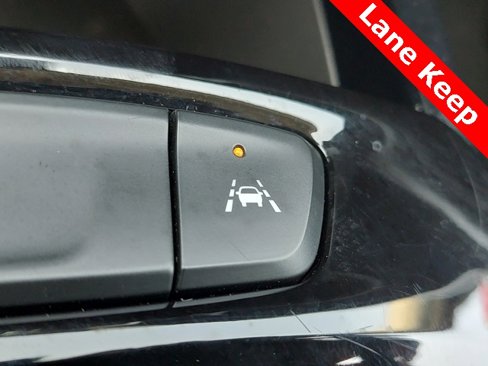 Used 2024 Chevrolet Trax LT w/ Driver Confidence Package image 13