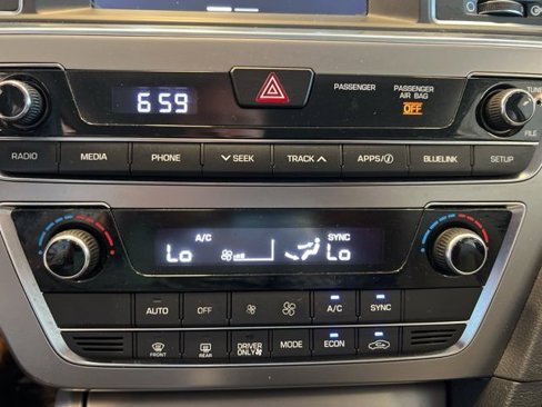 Used 2017 Hyundai Sonata SE image 28