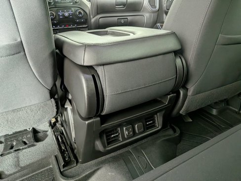 Used 2020 Chevrolet Silverado 1500 LT w/ All-Star Edition image 31