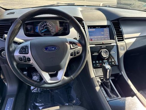 Used 2018 Ford Taurus SHO w/ Driver Assist Package image 17