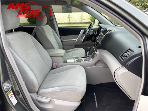 Used 2013 Toyota Highlander Plus image 20