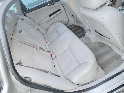 Used 2008 Chevrolet Impala SS w/ Convenience Package image 14