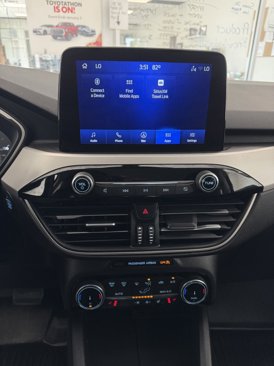Used 2022 Ford Escape SEL image 21