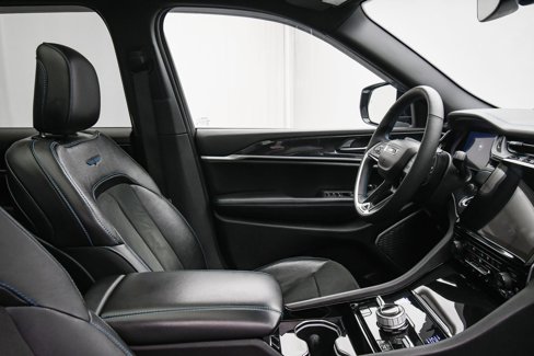 Used 2023 Jeep Grand Cherokee Trailhawk image 52