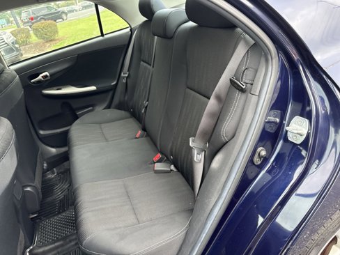 Used 2013 Toyota Corolla S image 21