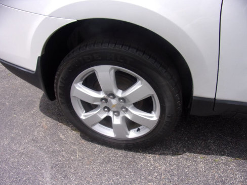 Used 2017 Chevrolet Traverse LT w/ Style and Technology Package image 14
