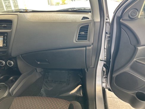 Used 2017 Mitsubishi Outlander Sport SE image 20