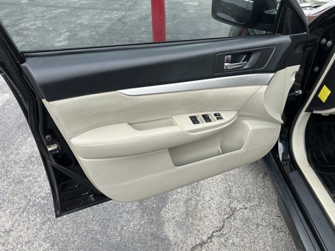 Used 2012 Subaru Outback 2.5i Premium w/ Popular Pkg 1B image 8