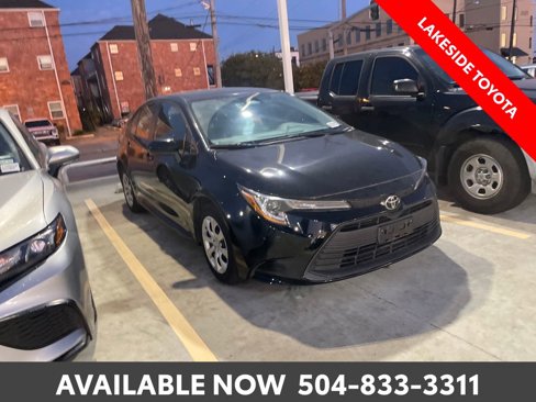 Used 2023 Toyota Corolla LE image 6
