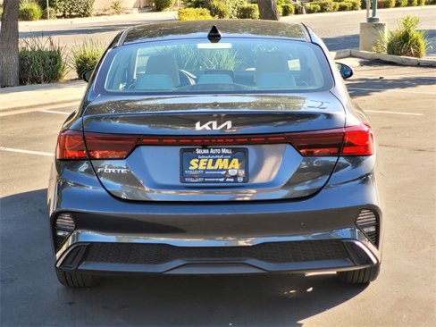 Used 2023 Kia Forte LXS w/ LXS Technology Package image 6