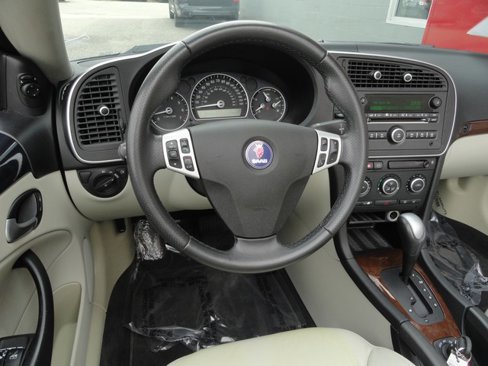 Used 2008 Saab 9-3 2.0T w/ Cold Weather Package image 8