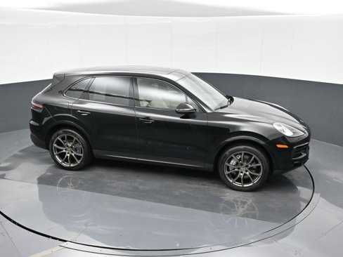 Certified 2023 Porsche Cayenne image 27