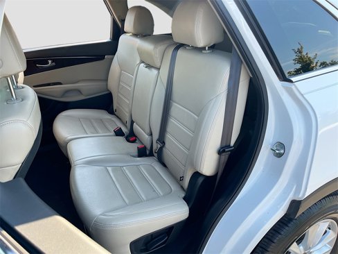 Used 2020 Kia Sorento LX w/ LX I4 Convenience Package image 23