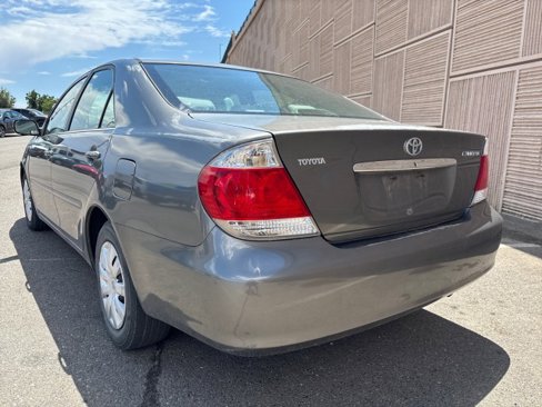 Used 2006 Toyota Camry LE image 3
