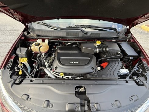 Used 2018 Chrysler Pacifica Touring-L Plus image 11