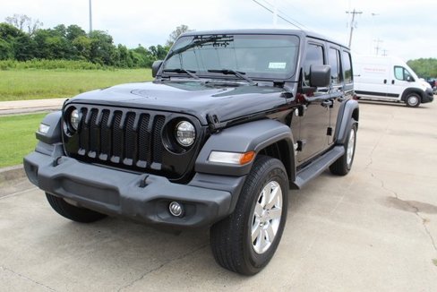 Used 2021 Jeep Wrangler Unlimited Sport image 1