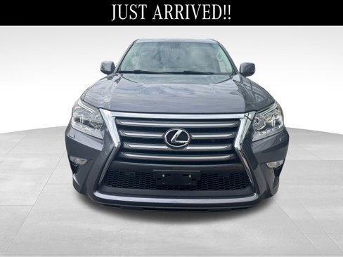 Used 2019 Lexus GX 460 Premium w/ Premium Package image 3