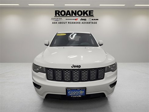 Used 2022 Jeep Grand Cherokee Laredo X image 8