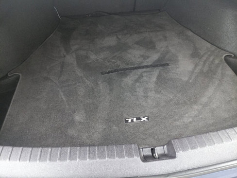 Used 2017 Acura TLX image 31