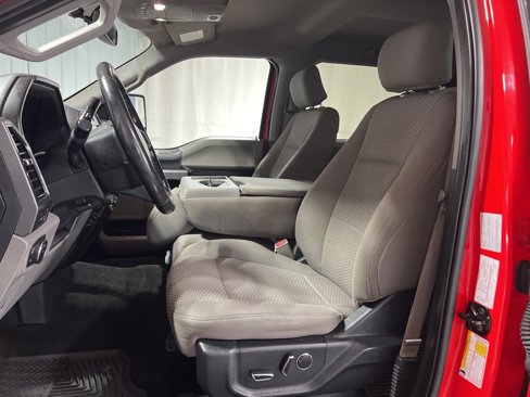 Used 2017 Ford F150 XLT w/ Equipment Group 302A Luxury image 5