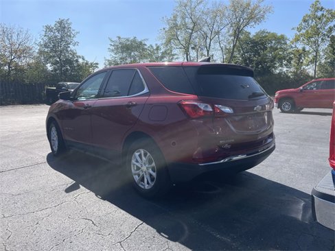 Used 2019 Chevrolet Equinox LT w/ Driver Convenience Package image 3