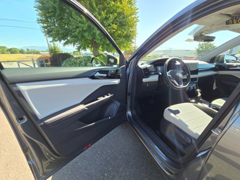 New 2025 Volkswagen Taos S image 21