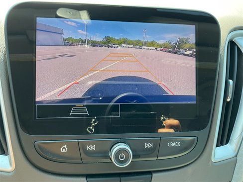 Used 2024 Chevrolet Malibu LT image 20
