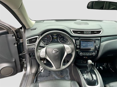 Used 2016 Nissan Rogue SL image 22