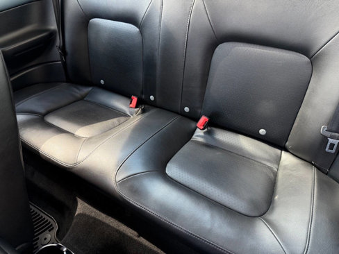 Used 2010 Volkswagen Beetle Coupe image 9