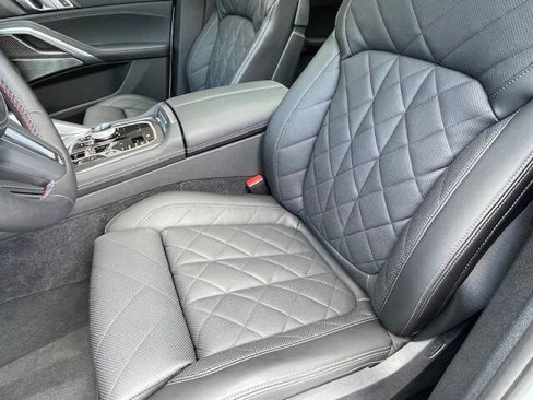 Used 2024 BMW X6 M60i w/ Executive Package image 22