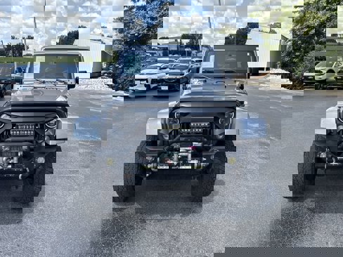 Used 2018 Jeep Wrangler Unlimited Sport image 8