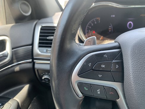 Used 2019 Jeep Grand Cherokee Limited image 18