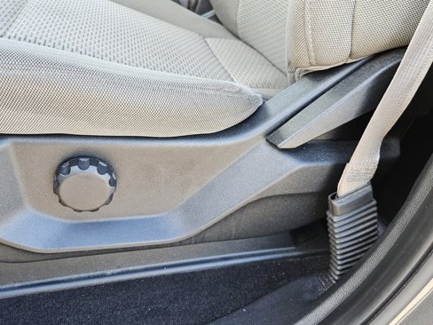 Used 2020 Ford F150 XLT image 14