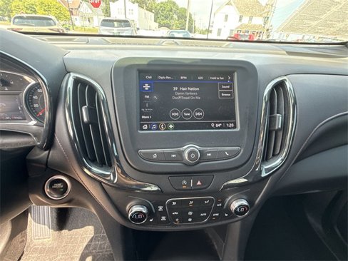 Certified 2023 Chevrolet Equinox RS image 11