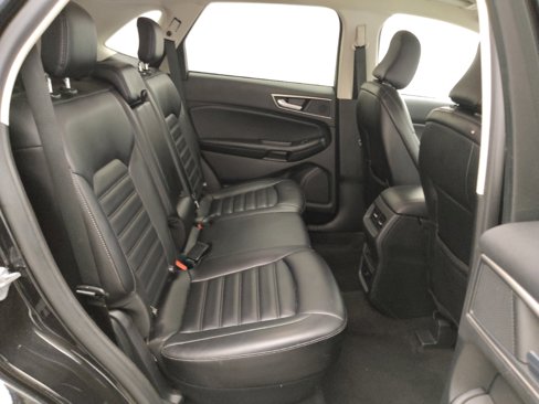 Used 2024 Ford Edge SEL image 19
