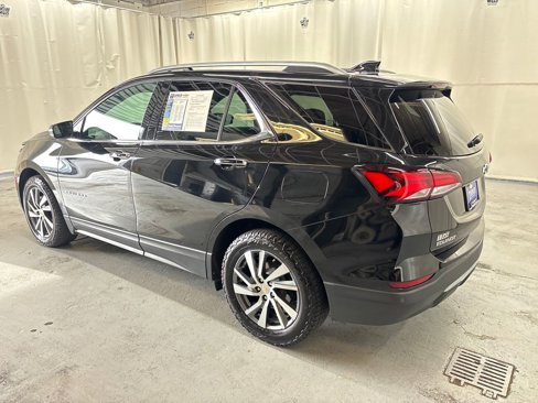Used 2022 Chevrolet Equinox Premier image 3