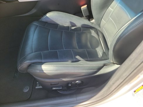 Used 2022 Kia Stinger GT2 image 20