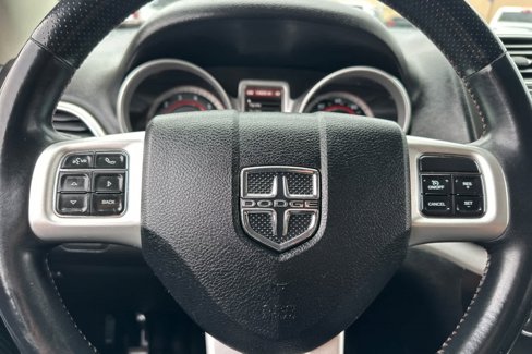 Used 2015 Dodge Journey R/T w/ Flexible Seating Group image 23